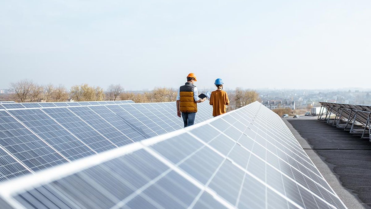 engage-professionals-to-install-solar-panels